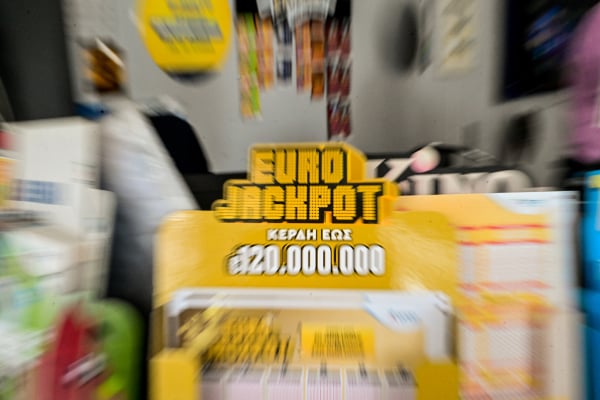 Eurojackpot 18/10/24: Τζακ ποτ, αλλά 3 δελτία κερδίζουν από 1.062.406,90€