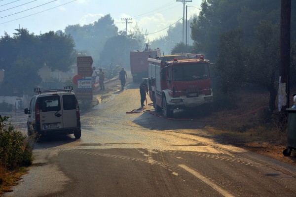 Πολύ υψηλός παραμένει ο κίνδυνος πυρκαγιάς και αύριο 16 Αυγούστου