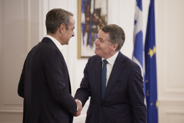 Με τον πρόεδρο του Eurogroup συναντήθηκε ο Μητσοτάκης