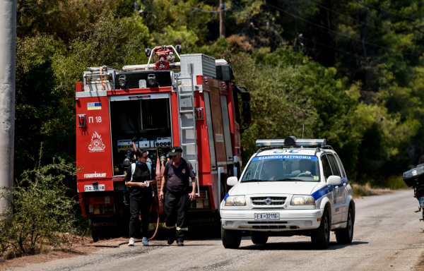 Πολύ υψηλός κίνδυνος πυρκαγιάς σήμερα σε 3 περιφέρειες - Πότε θα κοπάσει ο αέρας