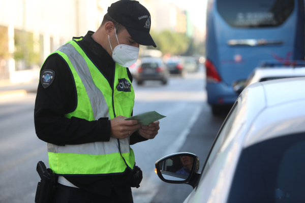 Δείτε ποια παράβαση ΚΟΚ είναι η πιο συχνή- Περισσότερες από 24.000 παραβάσεις σε επτά ημέρες