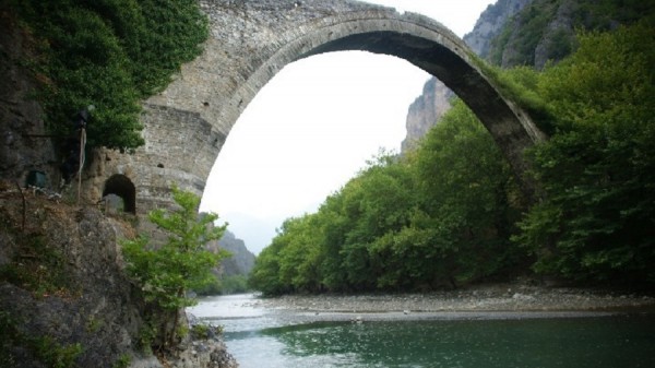 Δημοφιλής πασχαλιάτικος προορισμός η Ήπειρος για Έλληνες και Κύπριους