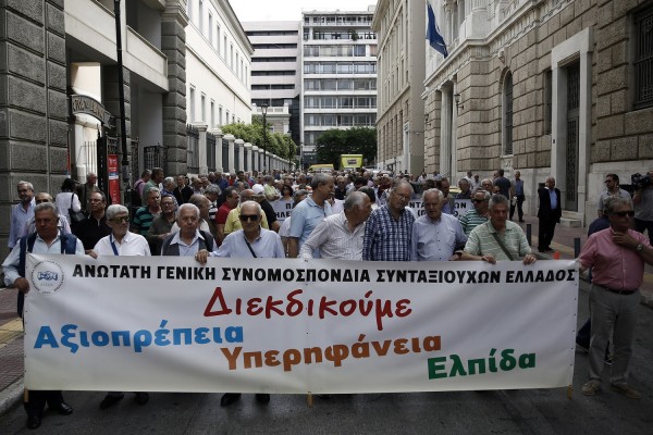 Χωρίς αποτέλεσμα άλλη μια συνάντηση συνταξιούχων με τον Πετρόπουλο