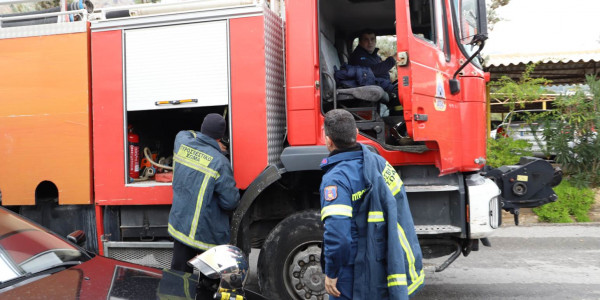 Θεσσαλονίκη: Μεγάλη φωτιά σε κατάστημα