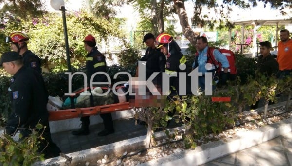 Κρήτη: Απεγκλωβισμός 16χρονου μαθητή από κάγκελα του σχολείου (βίντεο)