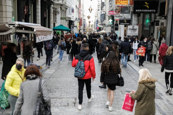 Μόσιαλος: Όσοι νόσησαν με Όμικρον προστατεύονται από τη Δέλτα