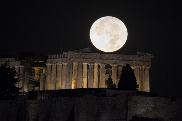 Αυγουστιάτικη πανσέληνος με μουσική στο Μουσείο Ακρόπολης