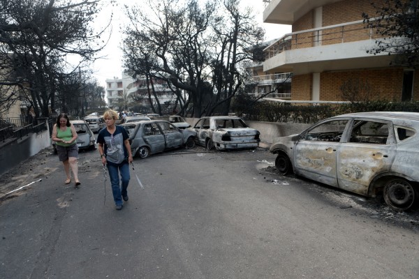 Τα μέτρα για τους πυρόπληκτους μαθητές και φοιτητές - Οι προυποθέσεις και τα δικαιολογητικά