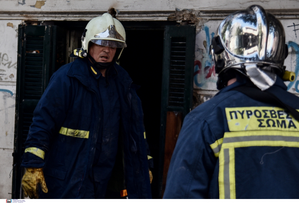 Φωτιά στη βόρεια Τζια: Άνεμοι 7 μποφόρ πνέουν στο νησί