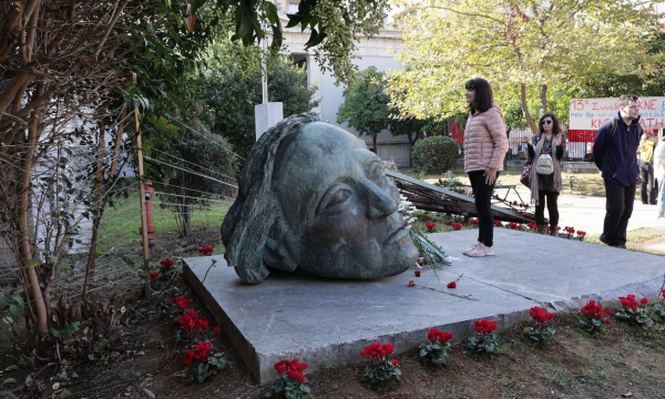 Ακυκλοφόρητες μαρτυρίες για το Πολυτεχνείο στο Dnews: «Όσα έζησα τη νύχτα της εισβολής των τανκ»