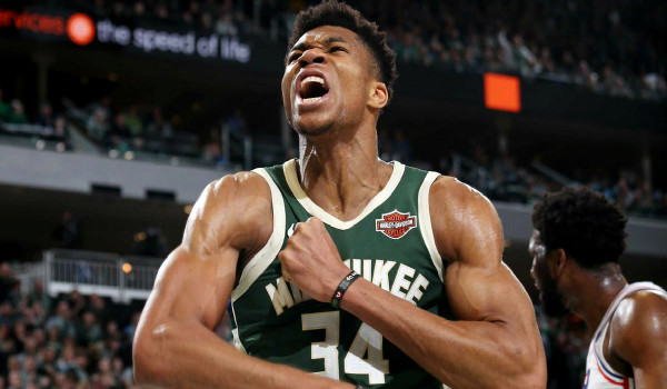 Γιάννης Αντετοκούνμπο: Η ζωή του «Greek Freak» γίνεται ταινία της Disney