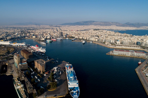 Master plan ΟΛΠ: Δεν προχωρούν car terminal και 4η προβλήτα