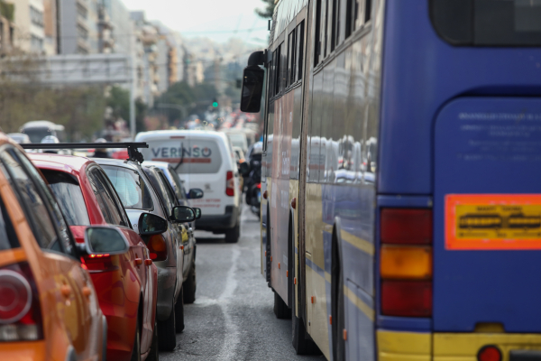 Στάση εργασίας στα τρόλει την Πέμπτη: Πώς θα κινηθούν τα ΜΜΜ