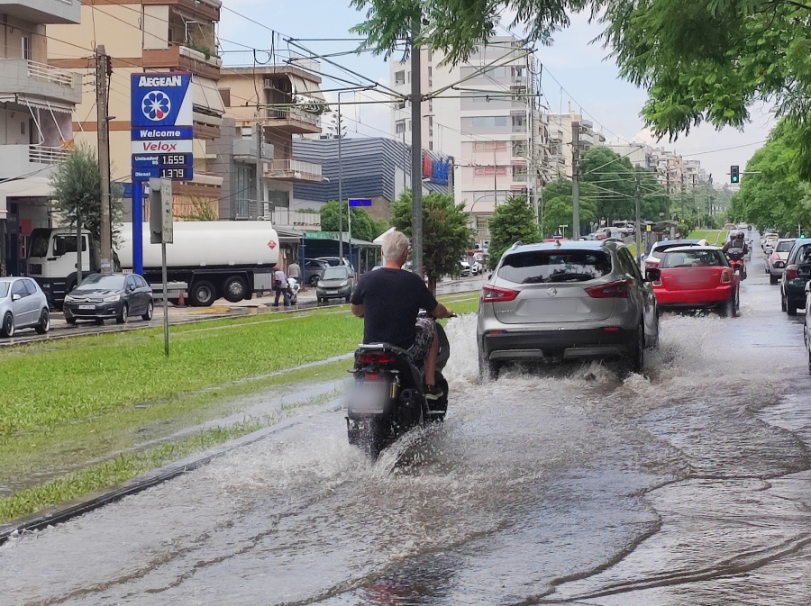 Καιρός: Με βροχές και καταιγίδες μπαίνει ο Σεπτέμβριος - Οι περιοχές με έντονα φαινόμενα