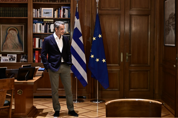 Ακόμα και σήμερα οι ανακοινώσεις για την επιταγή ακρίβειας από την κυβέρνηση