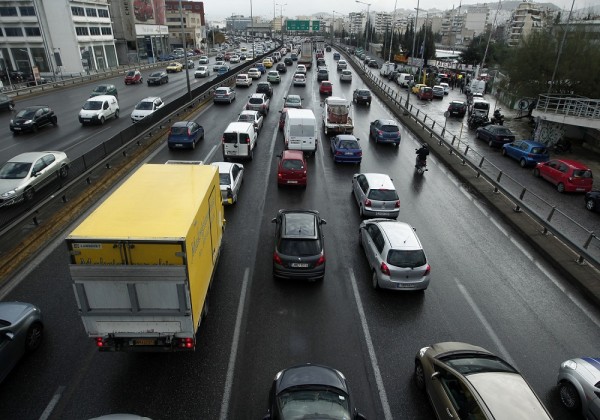 «Ασφαλίστε τα οχήματά σας εντός τριών εβδομάδων» - Διορθώσεις για 300.000 κλεμμένα Ι.Χ.