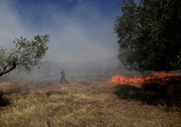 Υπό έλεγχο η πυρκαγιά στην περιοχή Πλαγίων Αξιούπολης