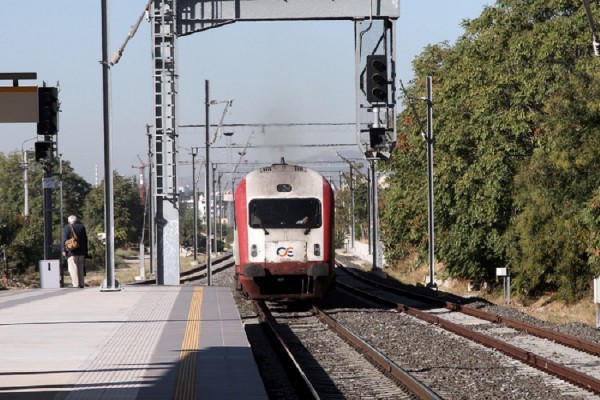 Διαβούλευση για τη διέλευση της Σιδηροδρομικής Γραμμής από την Πάτρα