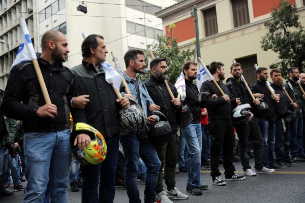 Στο Σύνταγμα η πορεία των εργαζομένων