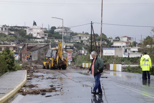 ΕΛΑΣ: Ενισχύονται οι αστυνομικές δυνάμεις όπου υπάρχουν προβλήματα από την κακοκαιρία