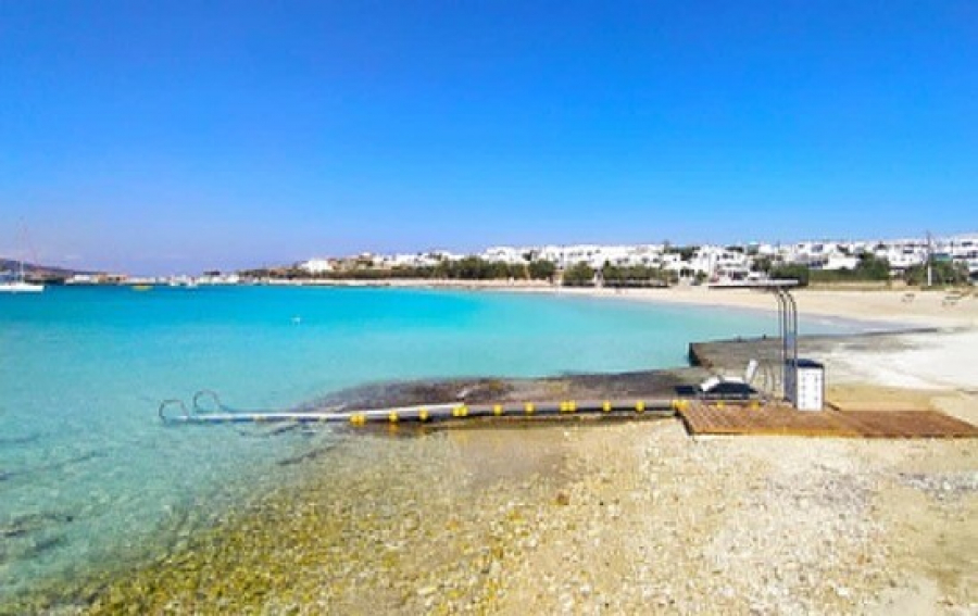 Χαλκιδική: Τέσσερις παραλίες του δήμου Αριστοτέλη ιδανικές και για άτομα με αναπηρία