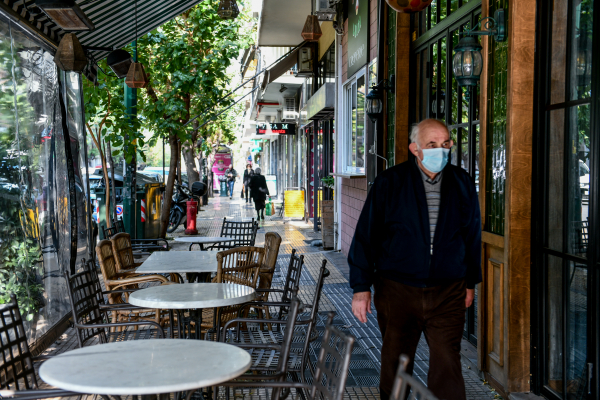 Κορονοϊός: Σοκ με πάνω από 700 διασωληνωμένους και 79 θανάτους, 3.526 τα νέα κρούσματα