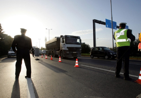 Κυκλοφοριακές ρυθμίσεις στην εθνική οδό Αθηνών - Θεσσαλονίκης, στο ύψος της Πιερίας