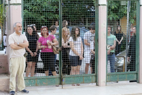 Πανελλήνιες 2018: Πρεμιέρα για τις πανελλαδικές με το θέμα έκθεσης σε ΓΕΛ και ΕΠΑΛ