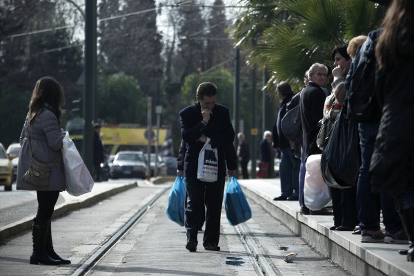 Προσφυγές στο ΣτΕ: Αρχαιολογικά ευρήματα στον Πειραιά καταστρέφονται λόγω του τραμ