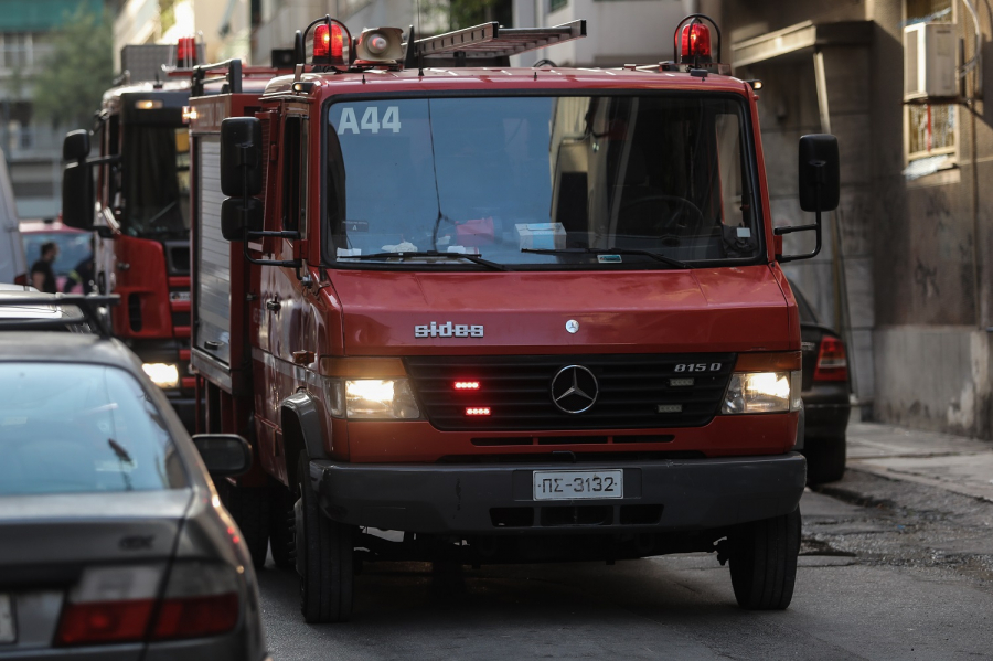 Φωτιά τα ξημερώματα σε εστιατόριο στο Μαρούσι