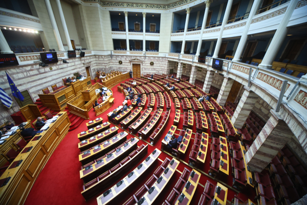 Η είδηση στην ψηφοφορία κρύβεται στις απουσίες ...