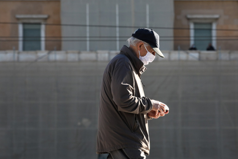 Νέα παράταση για τις αυξήσεις σε συντάξεις και αναδρομικά