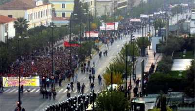 Κάλεσμα ΓΣΕΕ-ΑΔΕΔΥ για συμμετοχή στην πορεία του Πολυτεχνείου