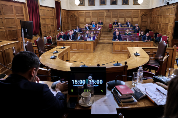 Το τυπικό τέλος μιας «Εξευτελιστικής» Επιτροπής