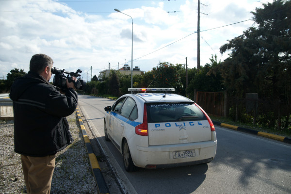 Αποκαλύφθηκε ο λόγος που αλυσόδεσαν τον 16χρονο μαθητή σε στύλο στο Βόλο