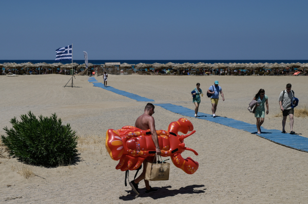 Καιρός: Υψηλές θερμοκρασίες και αύριο - Πού θα δούμε 40 βαθμούς