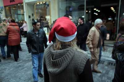 Τι ώρα κλείνουν τα καταστήματα σήμερα Κυριακή 27/12