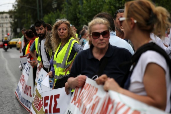 Σε απεργιακό κλοιό σήμερα ολόκληρη η χώρα