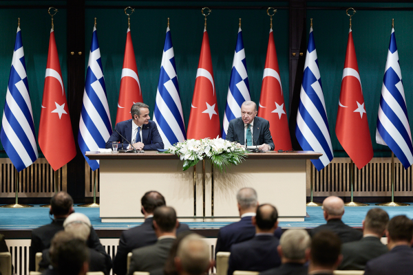 Συνάντηση Μητσοτάκη - Ερντογάν: 1 θετικό + 3 αρνητικά σημεία