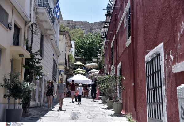 Τέλος στα καθολικά lockdown, μέτρα μόνο για ανεμβολίαστους με «σφραγίδα» Μητσοτάκη