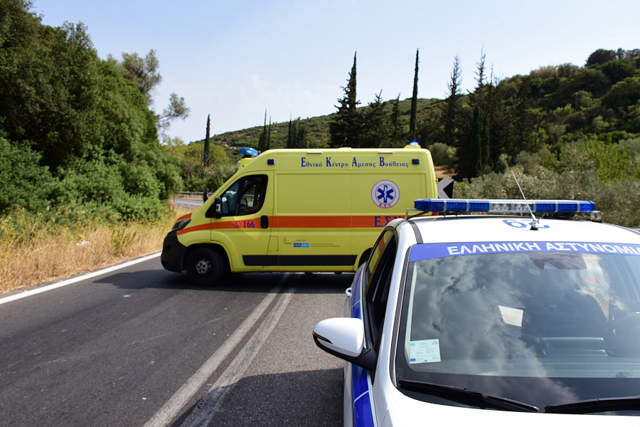 Τροχαίο στην Κοζάνη με νεκρό και τραυματία, ΙΧ έπεσε σε χαντάκι