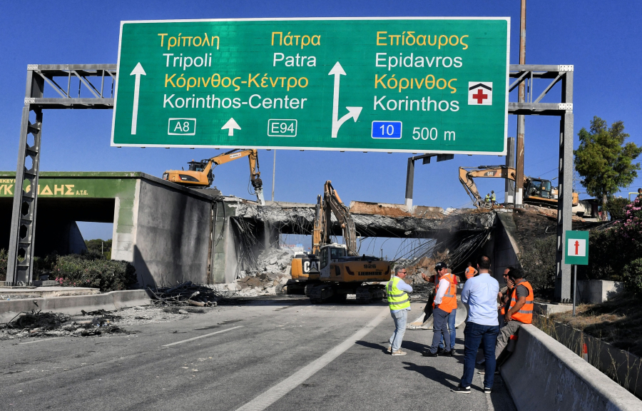 Πώς έγινε το ατύχημα στον Ισθμό - Τι ανέφερε ο οδηγός του βυτιοφόρου που εξερράγη