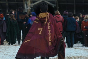 Το τρέιλερ της σειράς Χάρι Πότερ διχάζει τους θαυμαστές: Αδιάφορo remake ή πιστό στα βιβλία;