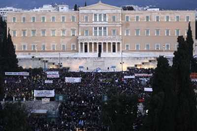 Οκτώ στους δέκα πολίτες υπερ των χειρισμών της κυβέρνησης