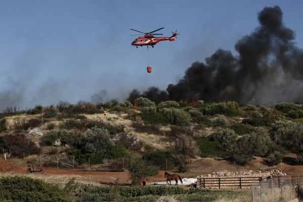 Υπό μερικό έλεγψο η πυρκαγιά στη Ρόδο