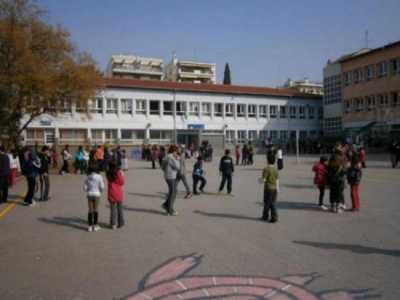 Τροποποιήθηκε η απόφαση για τη λειτουργία των κυλικείων των σχολείων