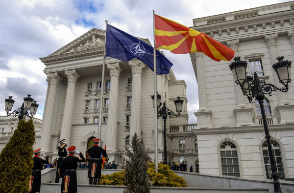 Σε καλό κλίμα οι επαφές Αθήνας – Σκοπίων για θέματα ιστορίας και εκπαίδευσης