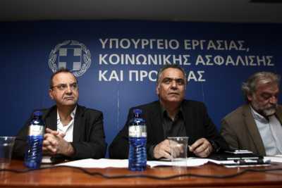 Υπ. Εργασίας: Παράνομη η επιβολή «αδειών» στους εργαζόμενους