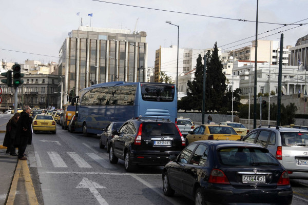 Οι αλλαγές από 4 Μαΐου σε μετακινήσεις με αυτοκίνητο και δακτύλιο