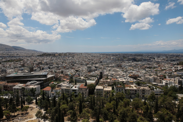 Αδιανόητη καταγγελία: Έχασε το σπίτι σε πλειστηριασμό για χρέη... 881 ευρώ σε κοινόχρηστα (βίντεο)